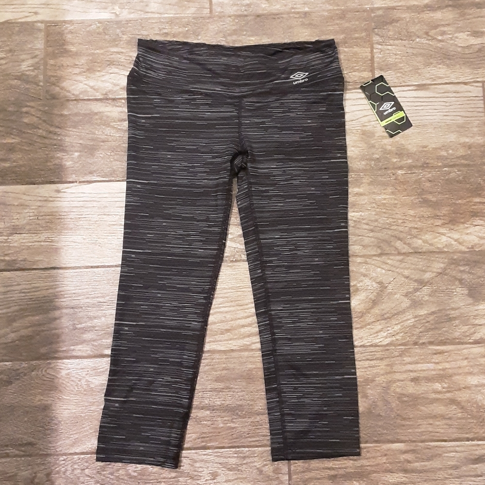 Umbro Ladies Capri Wicking Yoga Pants
